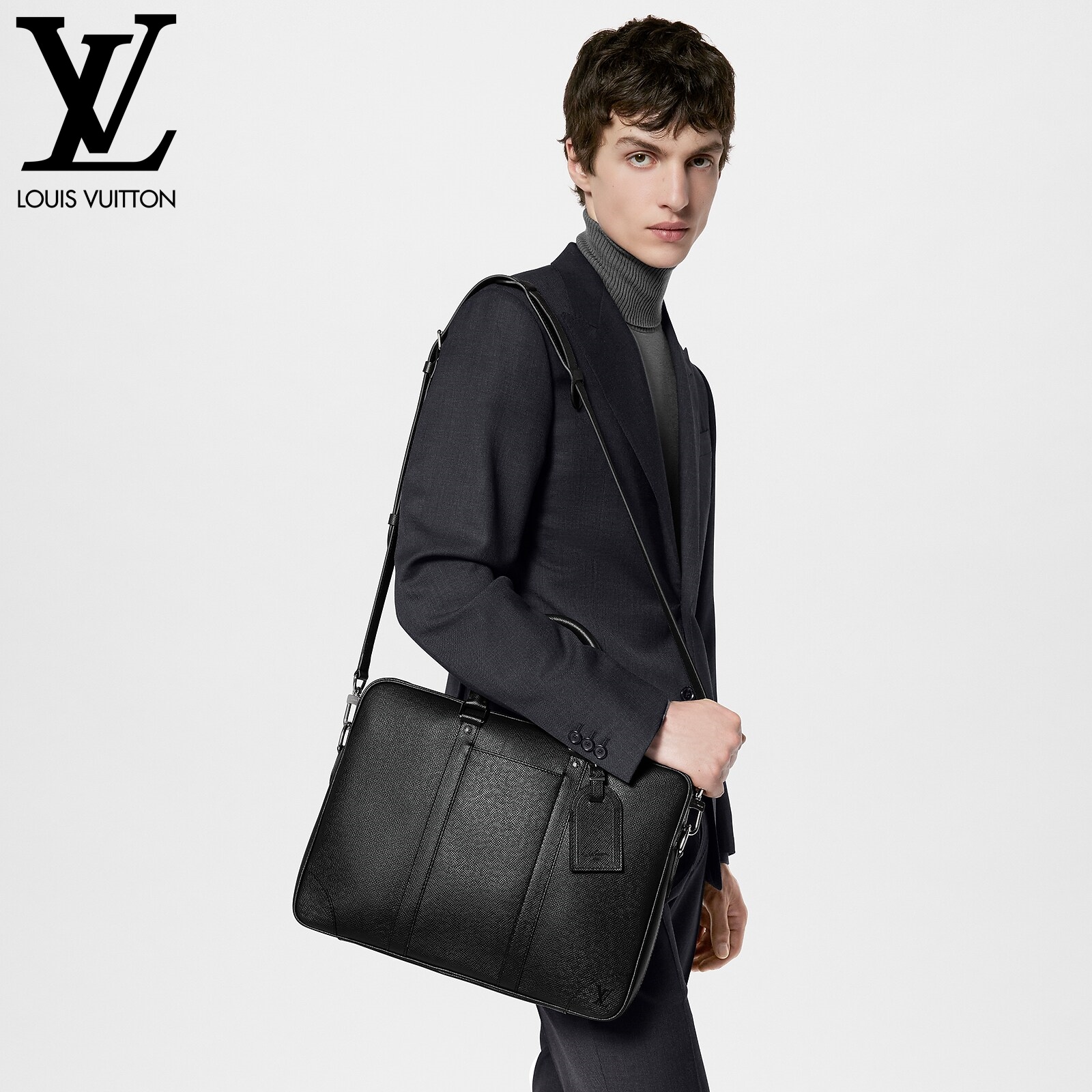 ルイ・ヴィトン「LOUIS VUITTON」ポルト ドキュマン･ヴォワヤージュ