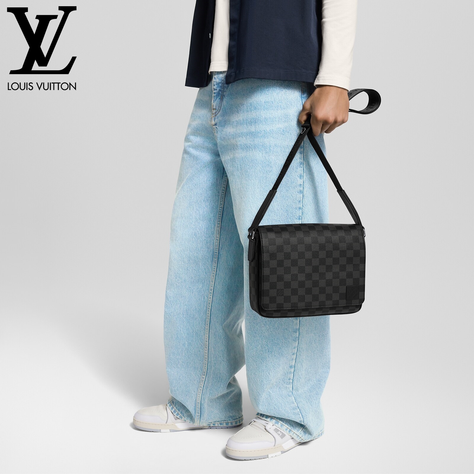 ルイ・ヴィトン「LOUIS VUITTON」ディストリクト PM NV3