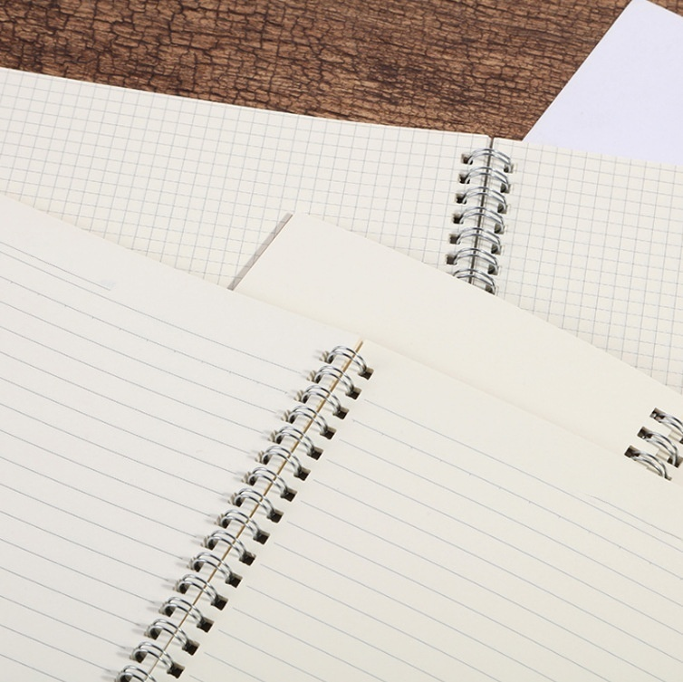 สมุดบันทึกเส้นแนวนอน แบบหนา