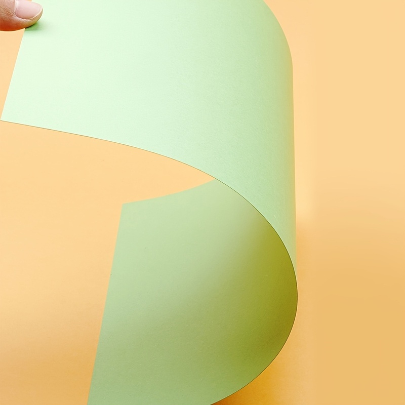 กระดาษแข็งสีสำหรับงานฝีมือ