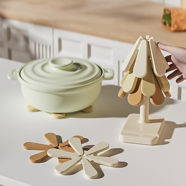 แผ่นรองแก้วซิลิโคนแบบพับได้