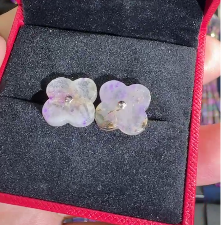 舒俱來四葉草耳釘