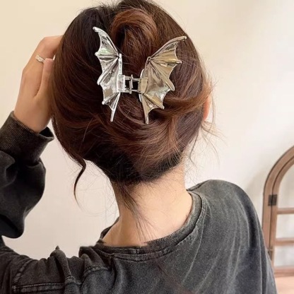 Sweet and Cool Vampire Alloy Bat Grab Clip