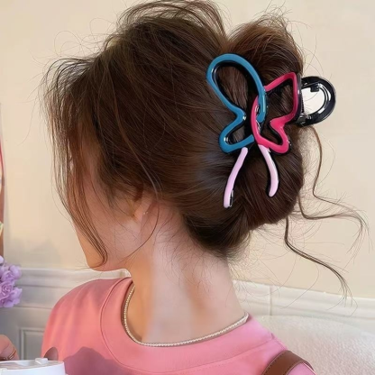 Blue polka dot bow shark clip