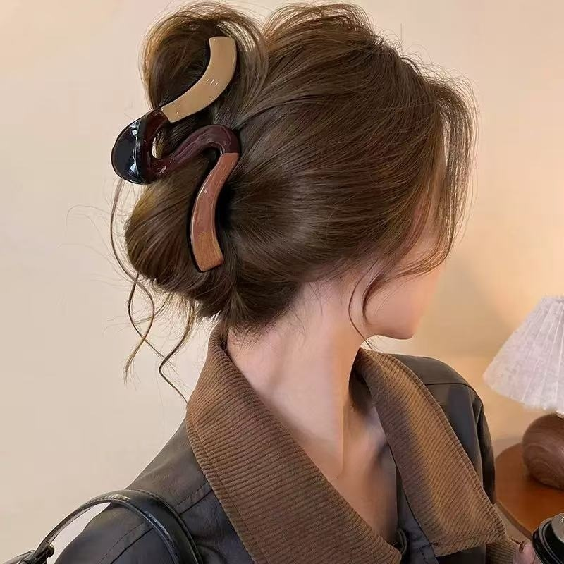 Blue polka dot bow shark clip