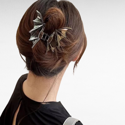 Sweet and Cool Vampire Alloy Bat Grab Clip