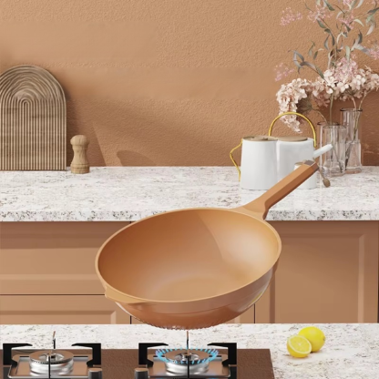 Earthenware pot for stir-frying and steaming