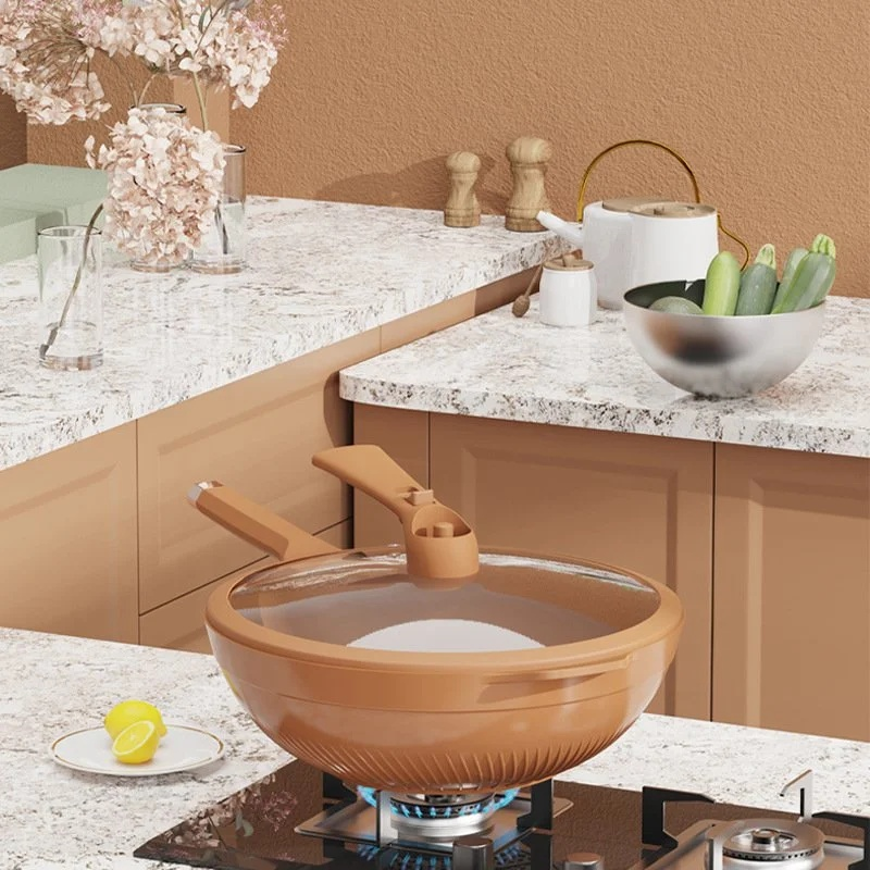 Earthenware pot for stir-frying and steaming