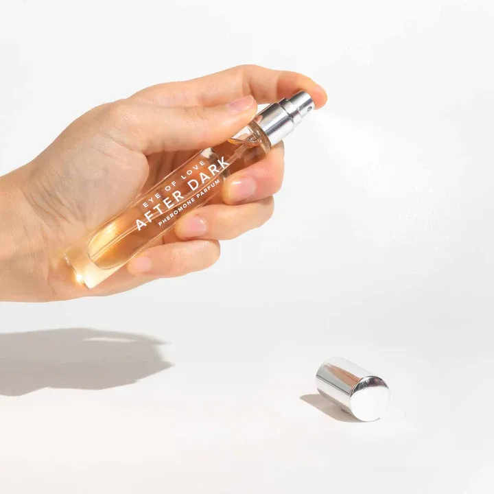 After Dark Coco Vanilla 費洛蒙香水 包裝與瓶身展示