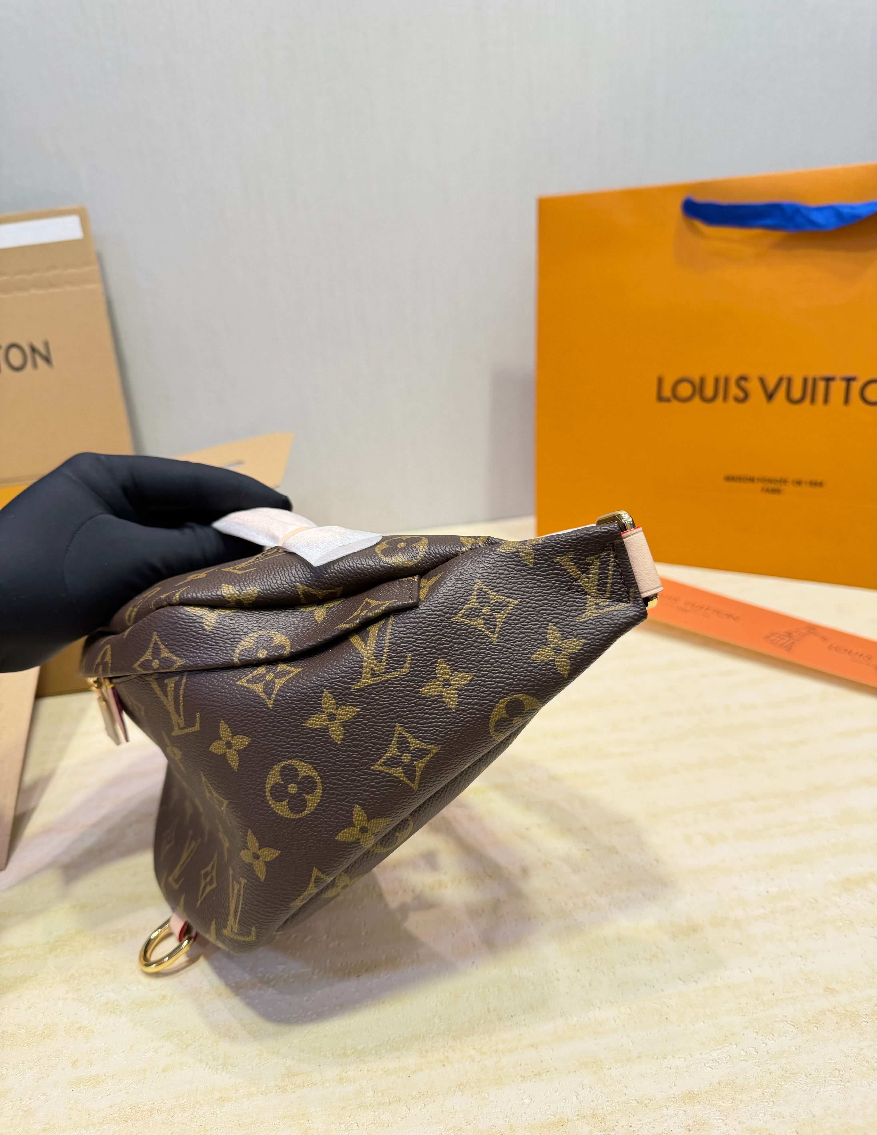 Bumbag With Accessories