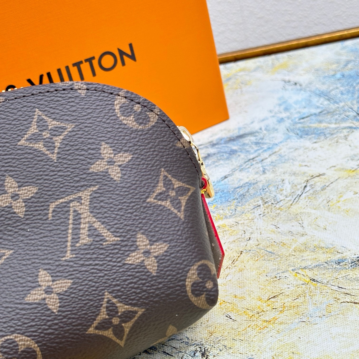 Makeup bag