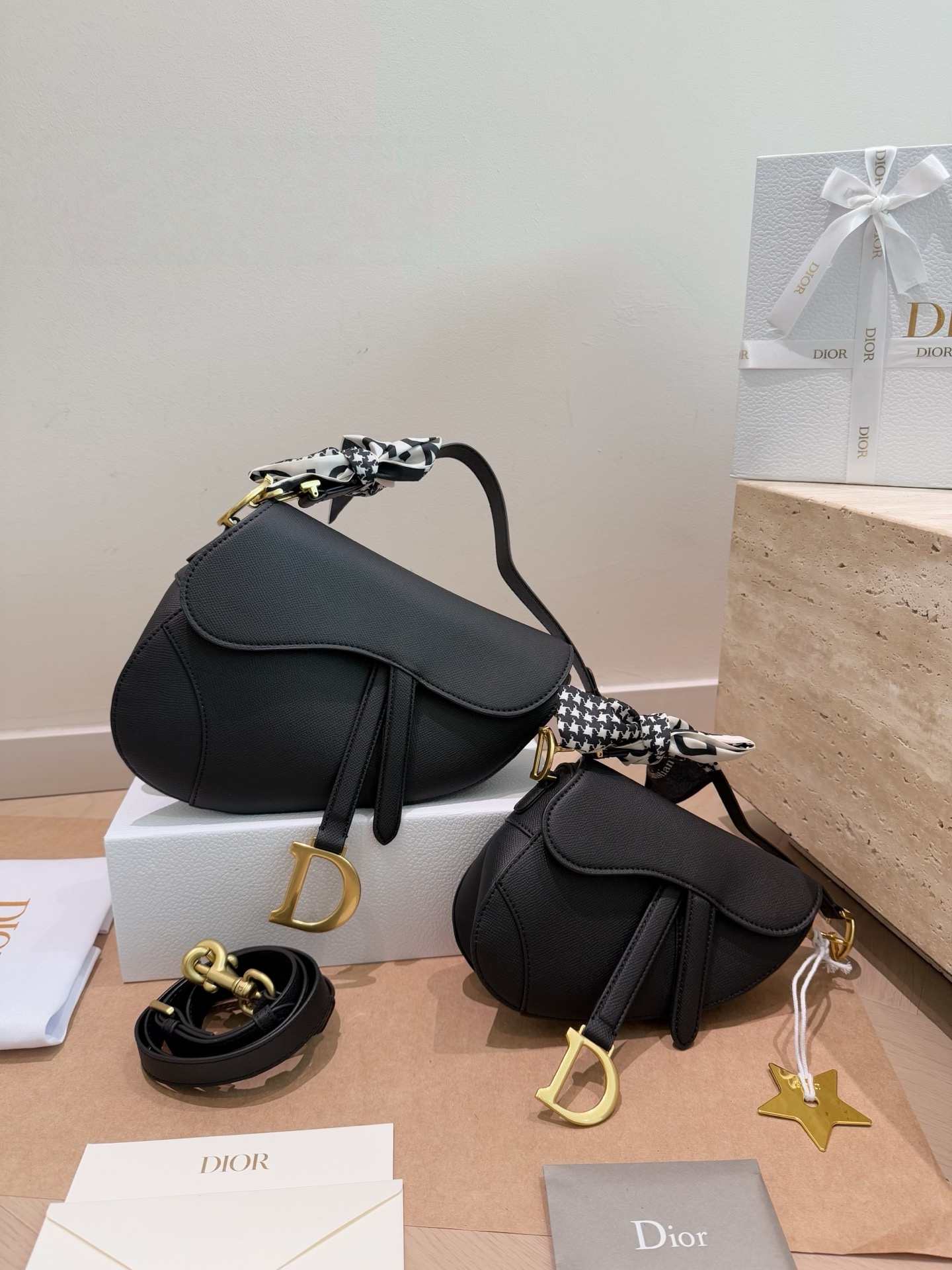 Saddle