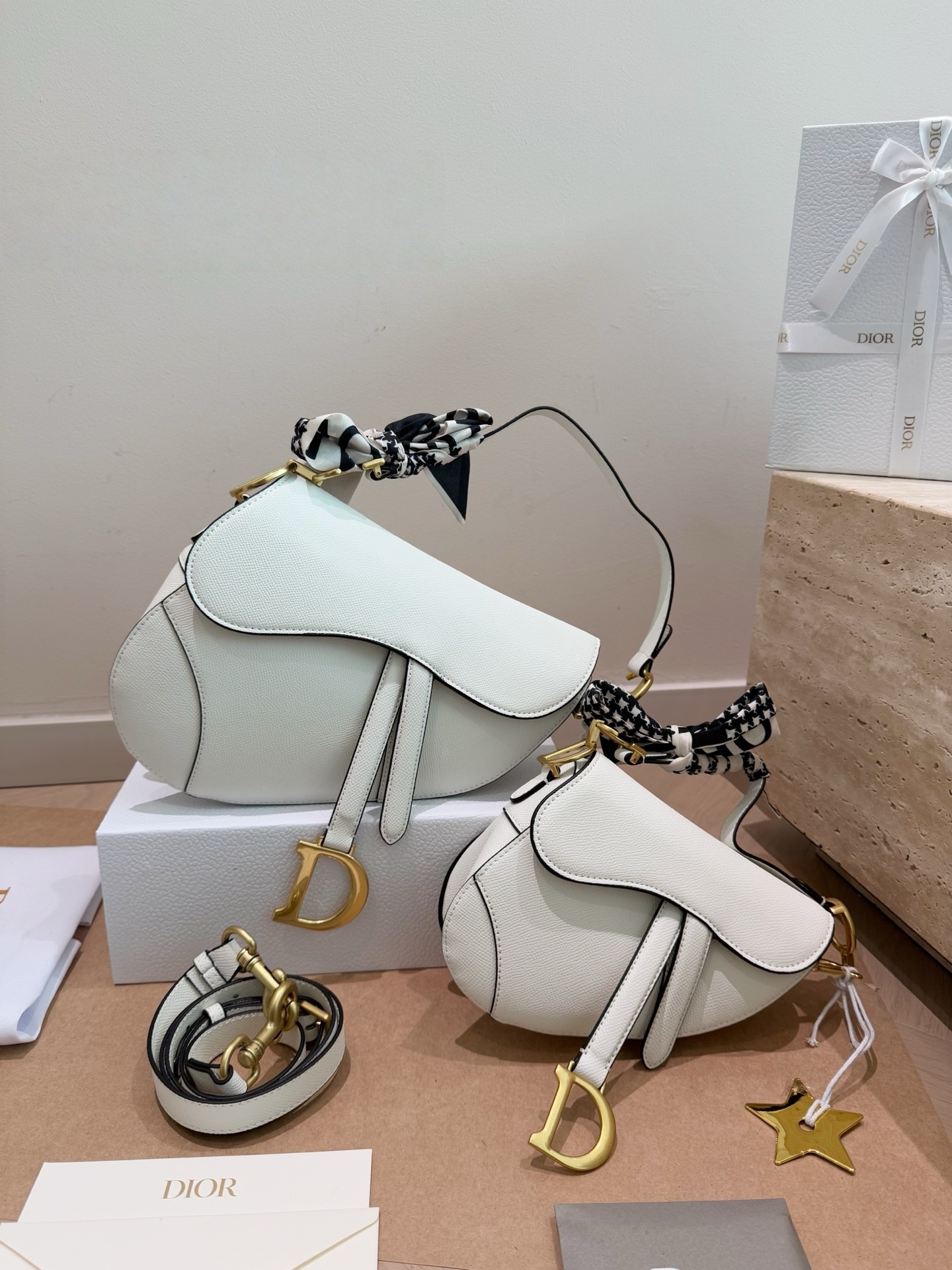 Saddle