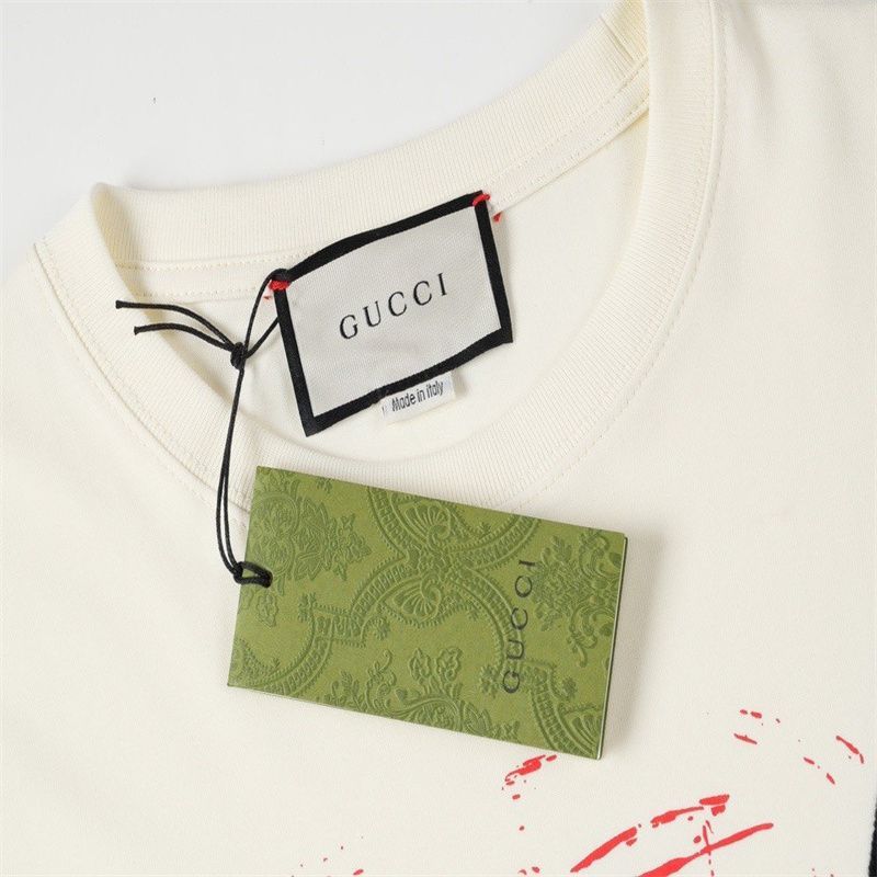 【Gucci 】（グッチ）半袖 ご好評に付き再入荷！