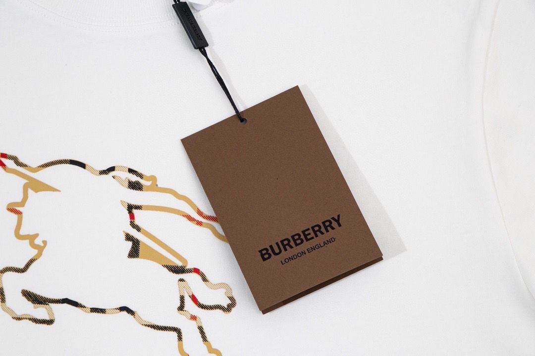 【BURBERRY 公式旗艦店】バーバリー Tシャツ ご好評に付き再入荷！