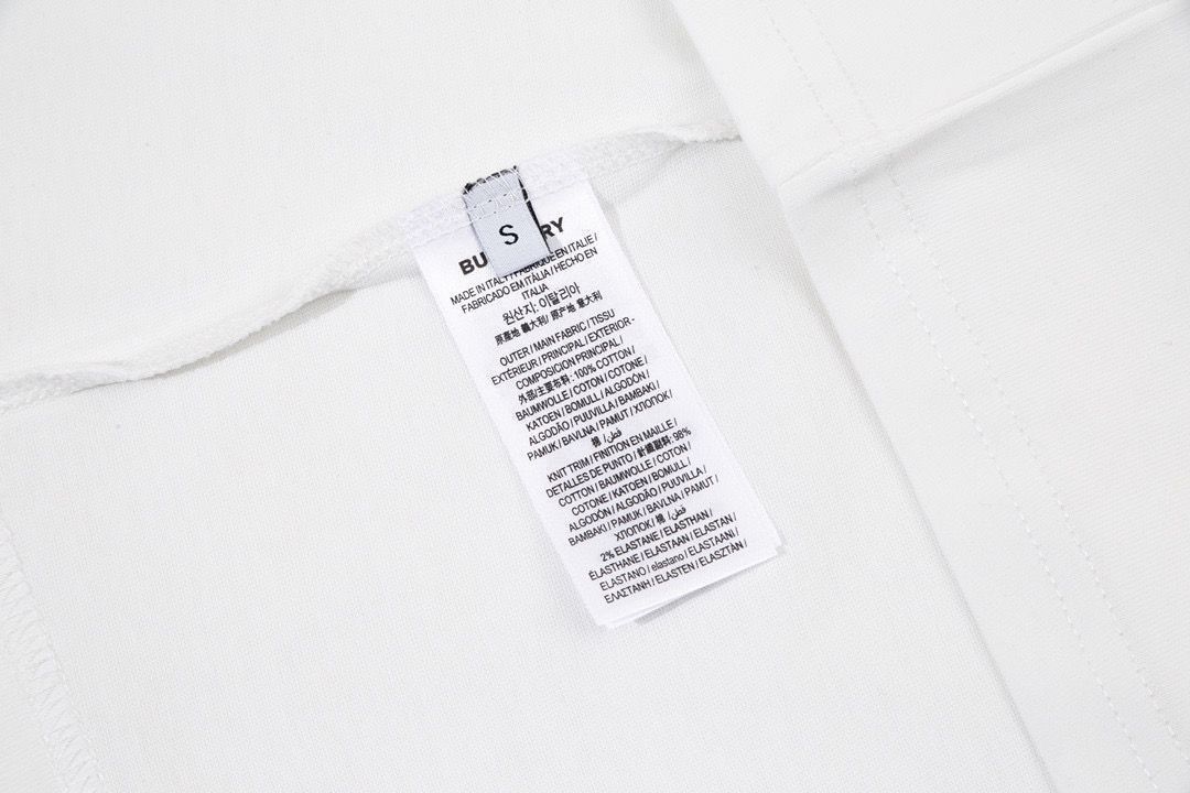 【BURBERRY 公式旗艦店】バーバリー Tシャツ ご好評に付き再入荷！