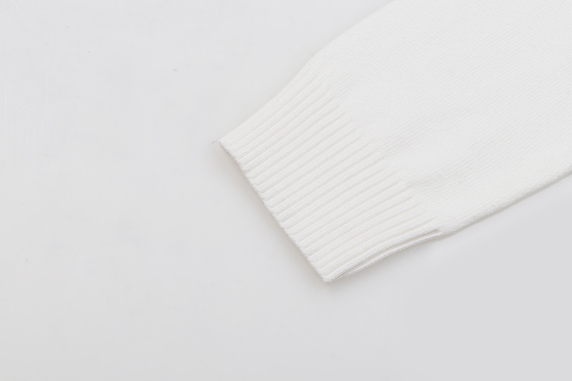 【Canada Goose旗艦店】セーター 男女兼用、ご好評に付き再入荷！