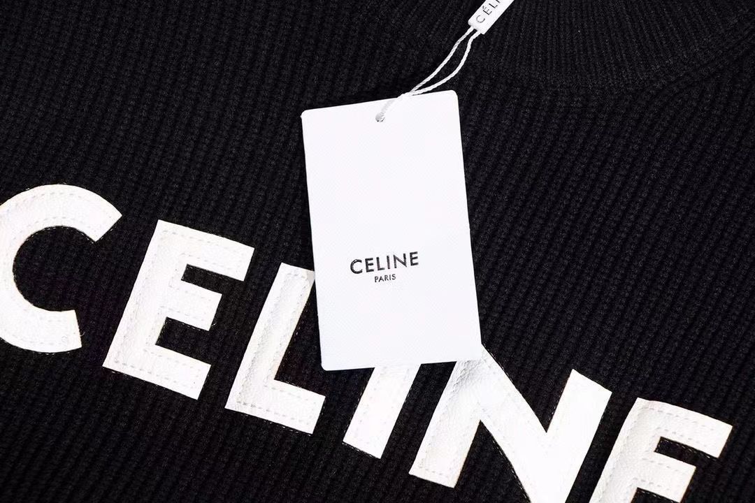 【CELINE旗艦店】【即日出荷】ご好評に付き再入荷！