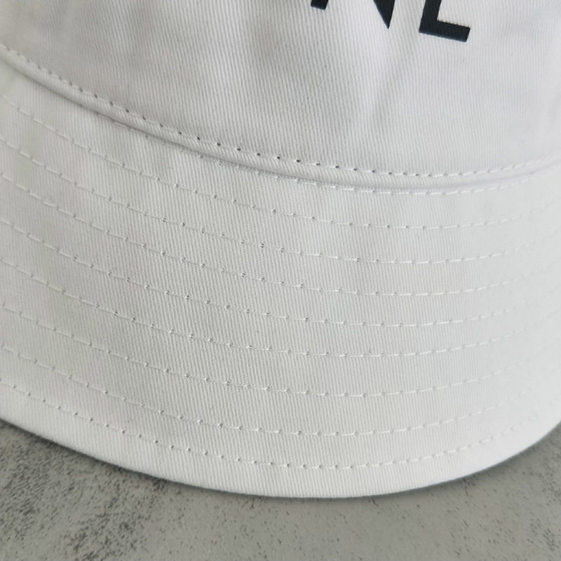 【CELINE公式旗艦店】(セリーヌ) ご好評に付き再入荷！！