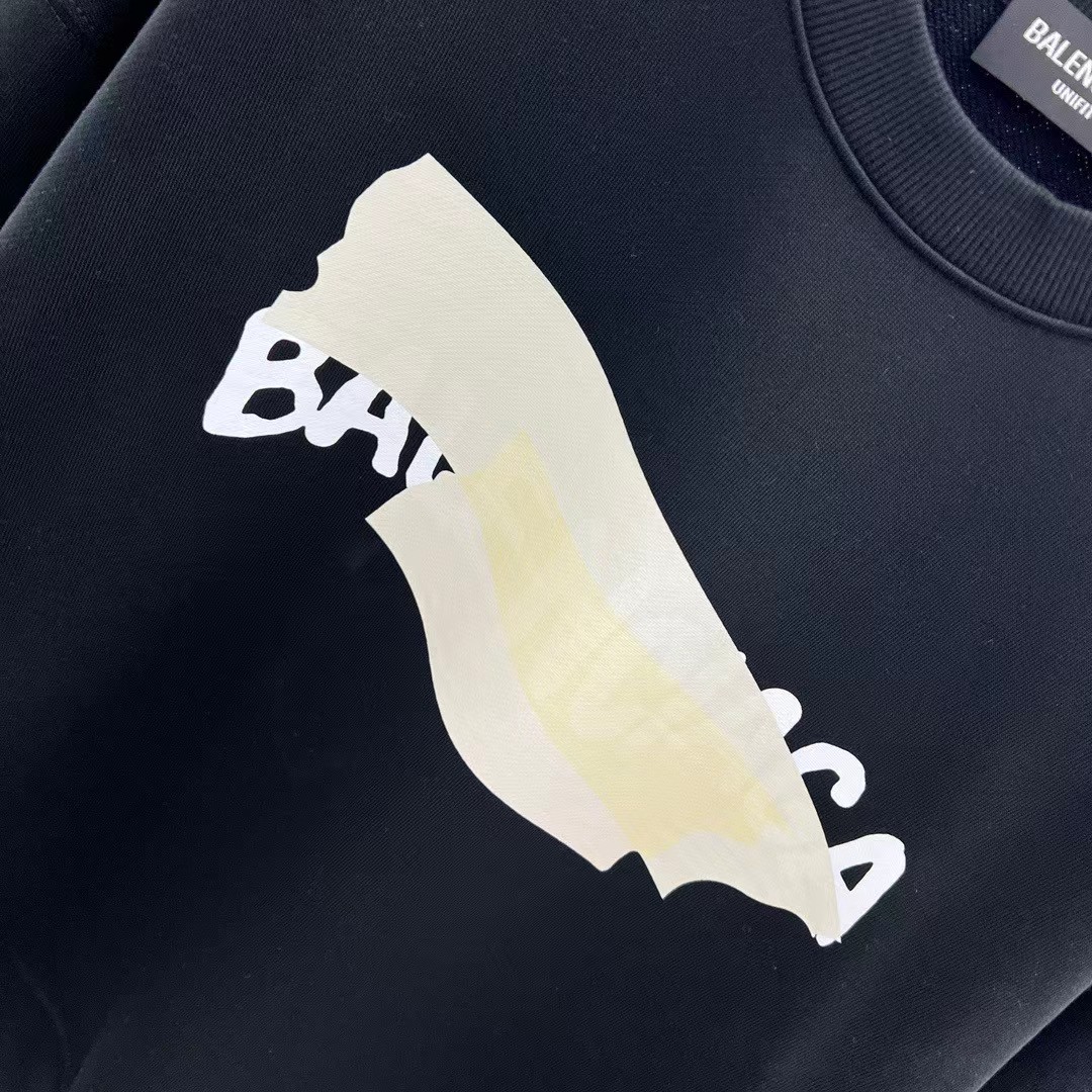 【BALENCIAGA】バレンシアガ 男女兼用、ご好評に付き再入荷！