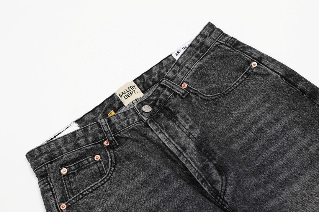 【CHROME HEARTS 公式旗艦店】クロムハーツ ジーパン、ご好評に付き再入荷！