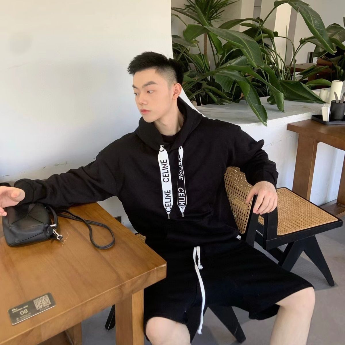 【CELINE旗艦店】【即日出荷】男女兼用、ご好評に付き再入荷！