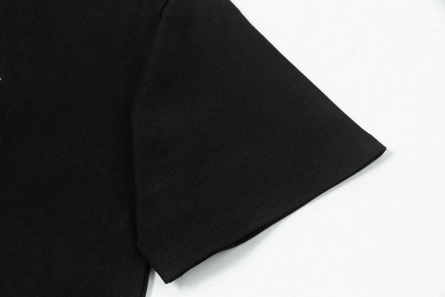 【CELINE】（セリーヌ）半袖Tシャツ 男女兼用、ご好評に付き再入荷！