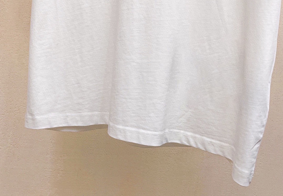 【LOUIS VUITTON旗艦店】半袖ショートパンツスーツ ご好評に付き再入荷！