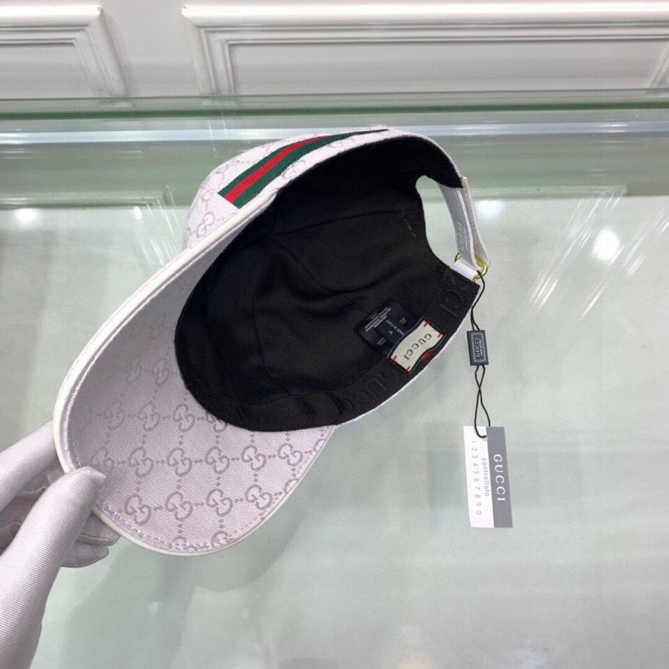 【GUCCI旗艦店】マストアイテム ☆ GUCCI GG キャンバス キャップ