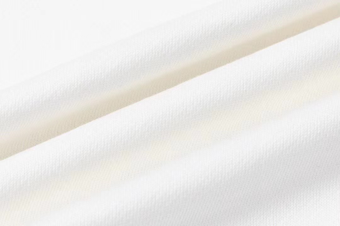 【BALENCIAGA】バレンシアガ 男女兼用、ご好評に付き再入荷！