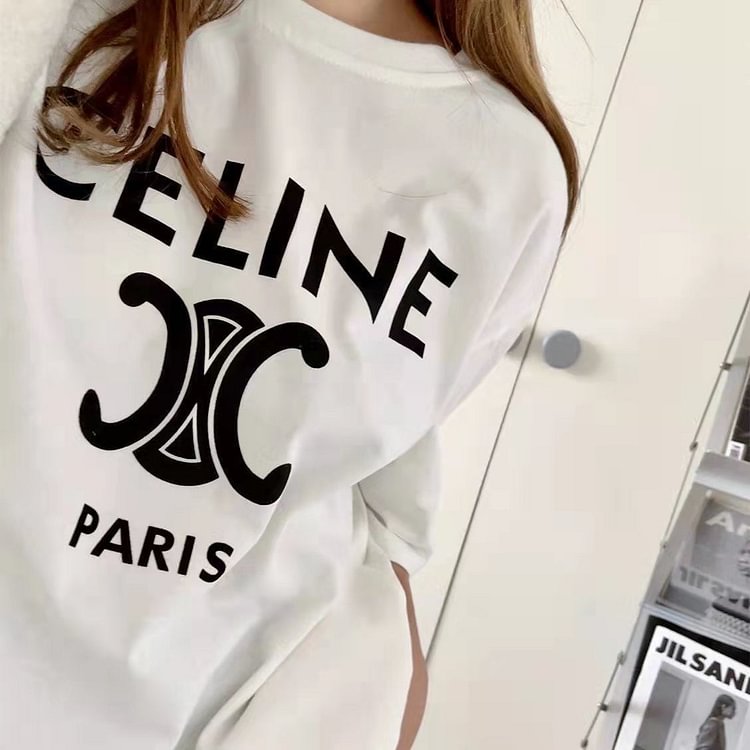【CELINE】（セリーヌ）男女兼用、ご好評に付き再入荷！