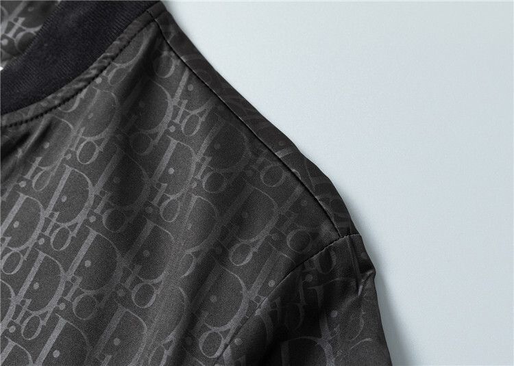 【DIOR公式旗艦店】ディオール ジャケット ご好評に付き再入荷！