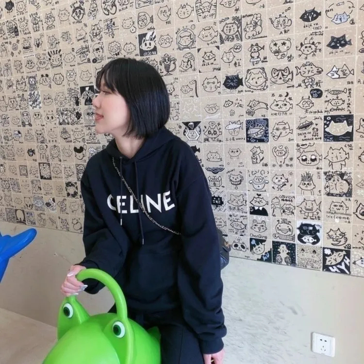 【CELINE 公式旗艦店】 セリーヌ パーカー スウェットご好評に付き再入荷！