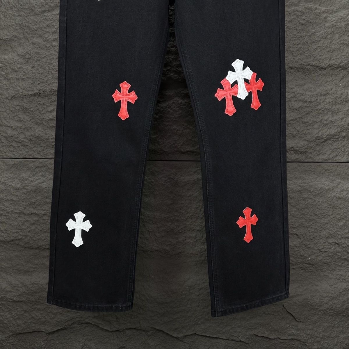 【CHROME HEARTS 公式旗艦店】クロムハーツ ジーパン、ご好評に付き再入荷！