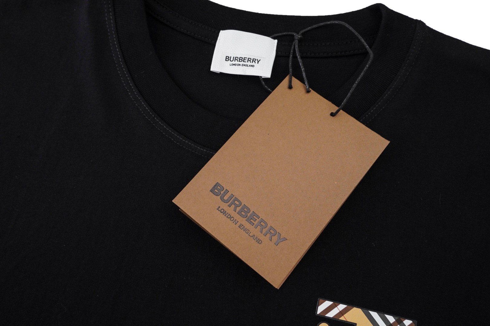 【BURBERRY旗艦店】バーバリー 半袖Tシャツ ご好評に付き再入荷！