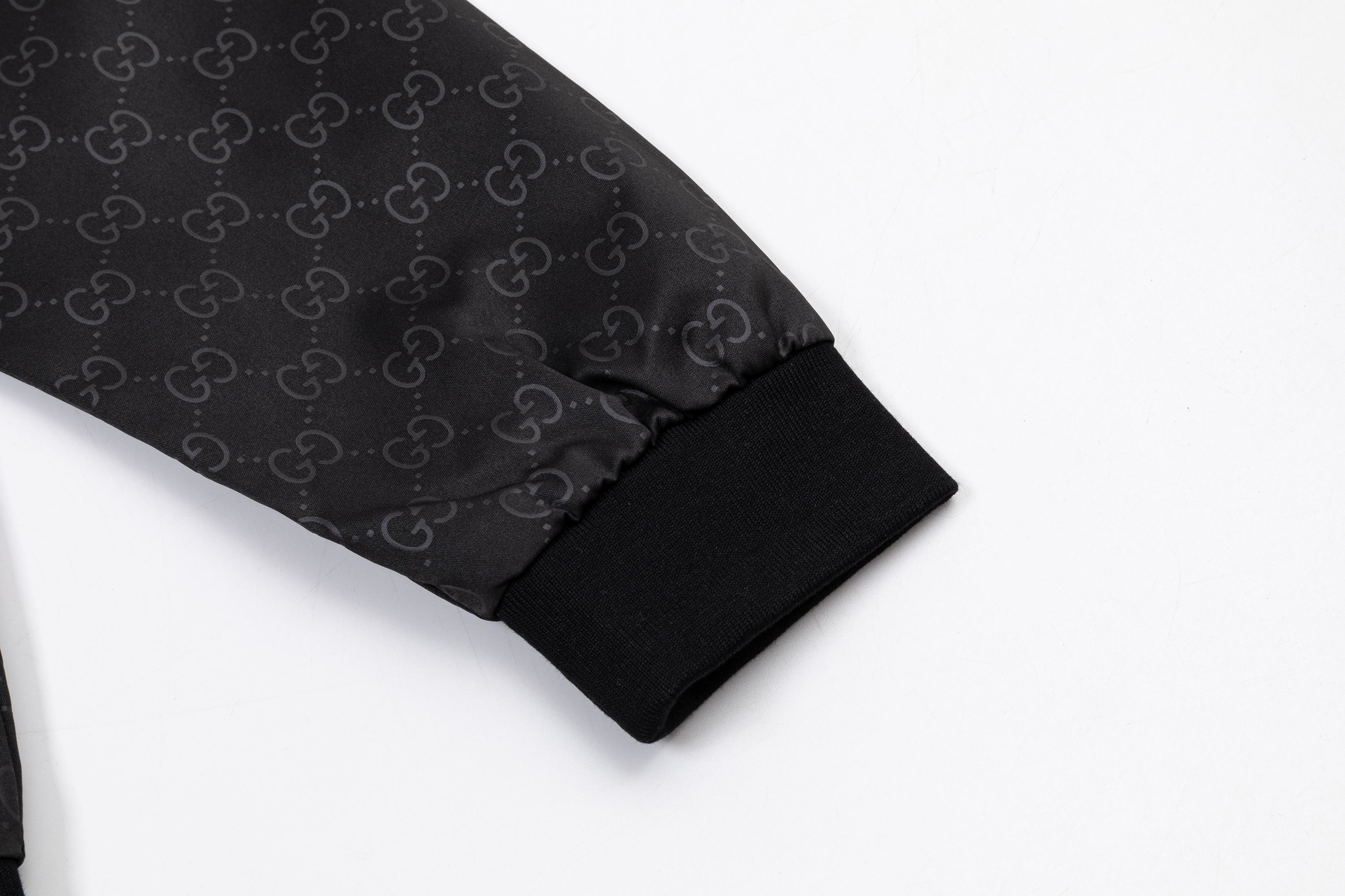 【GUCCI公式旗艦店】グッチ ジャケット ご好評に付き再入荷！