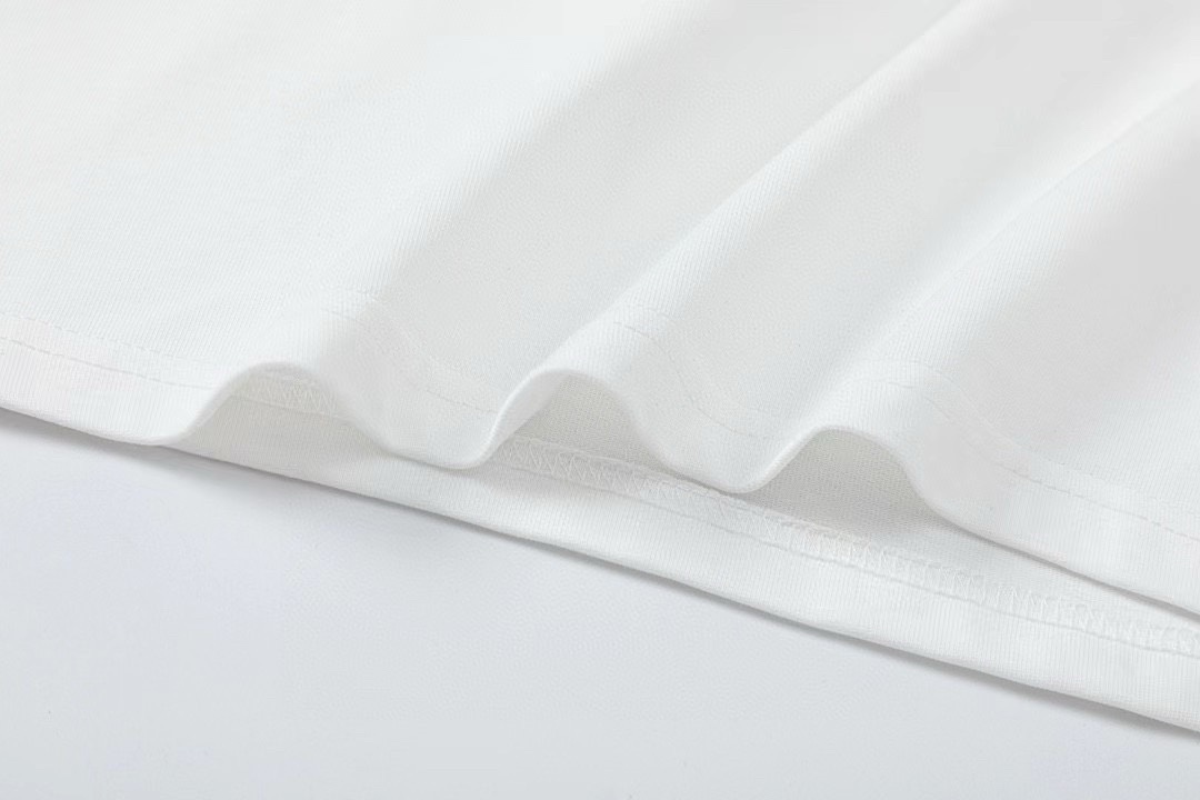 【BURBERRY旗艦店】バーバリー 半袖Tシャツ ご好評に付き再入荷！