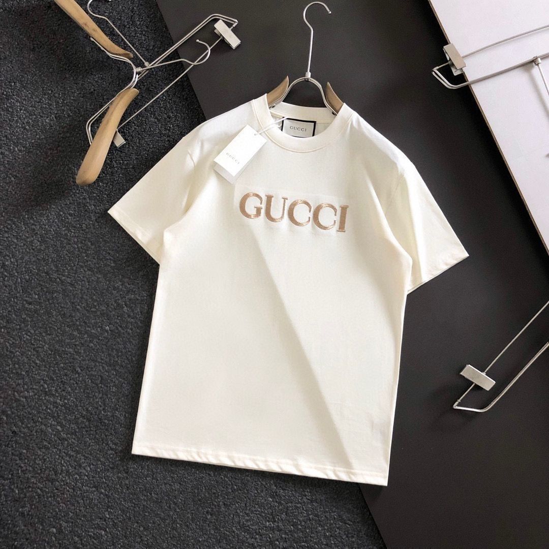 【Gucci 】（グッチ）半袖 男女兼用、ご好評に付き再入荷！
