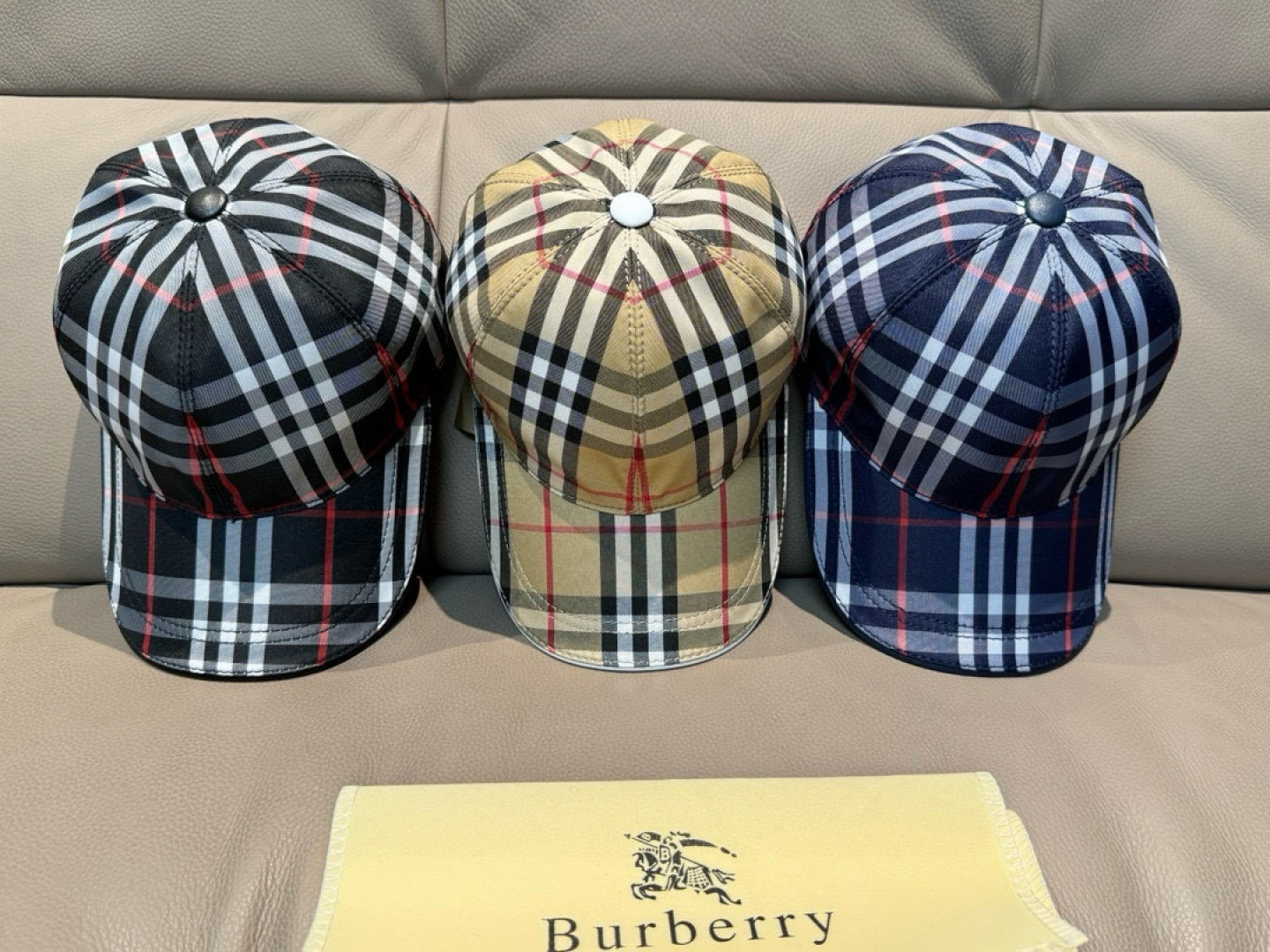 【BURBERRY バーバリー】【数量限定】 野球帽 / ハット