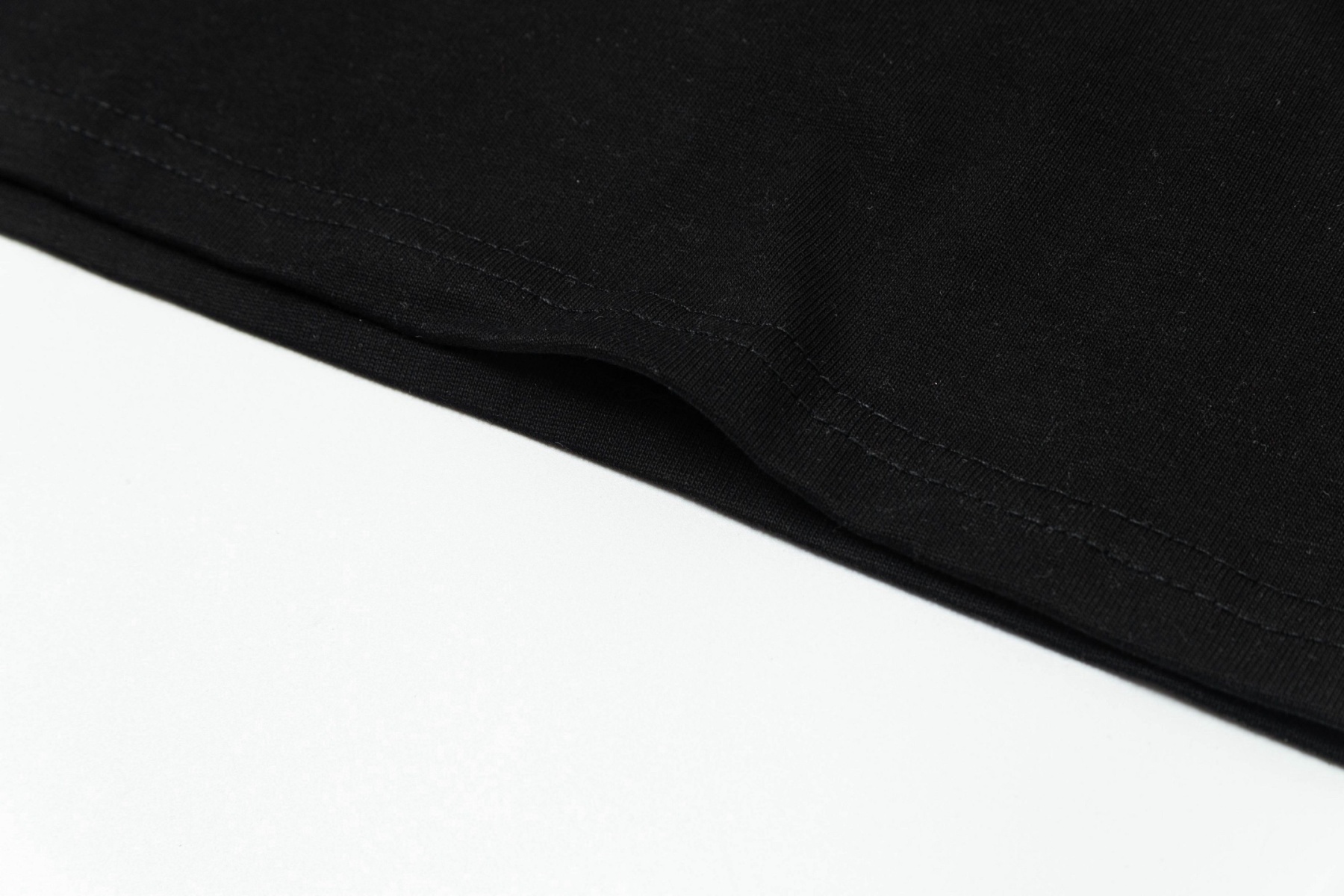 【CELINE】（セリーヌ）半袖Tシャツ 男女兼用、ご好評に付き再入荷！