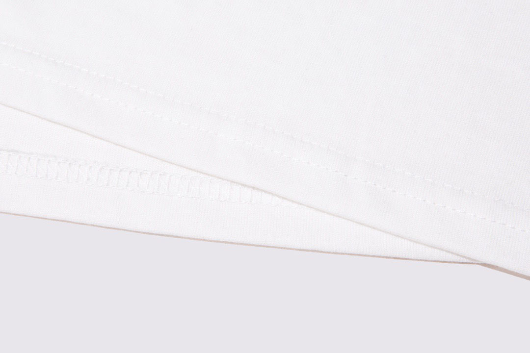 【BURBERRY】（バーバリー）男女兼用、ご好評に付き再入荷！