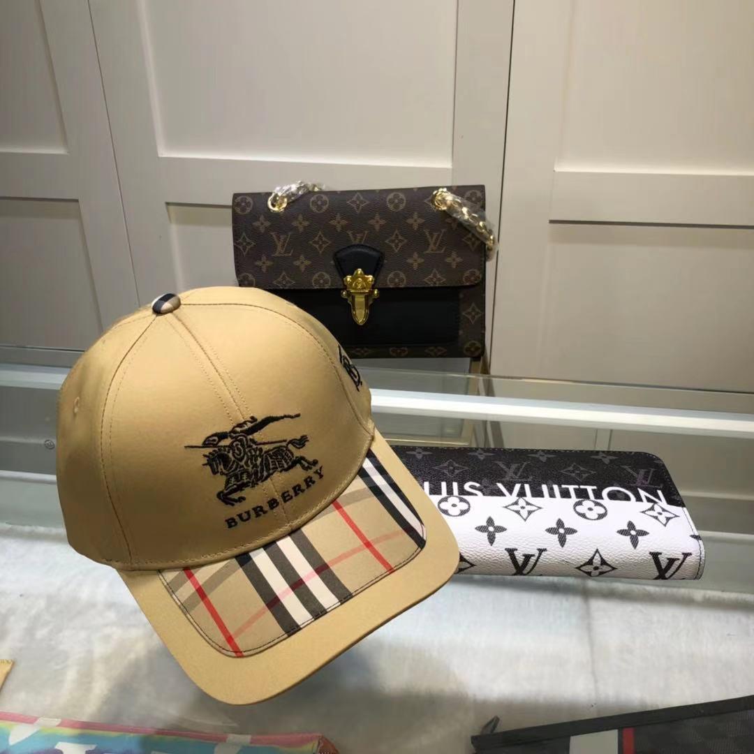 【BURBERRY公式旗艦店】（バーバリー )ベースボールキャップ