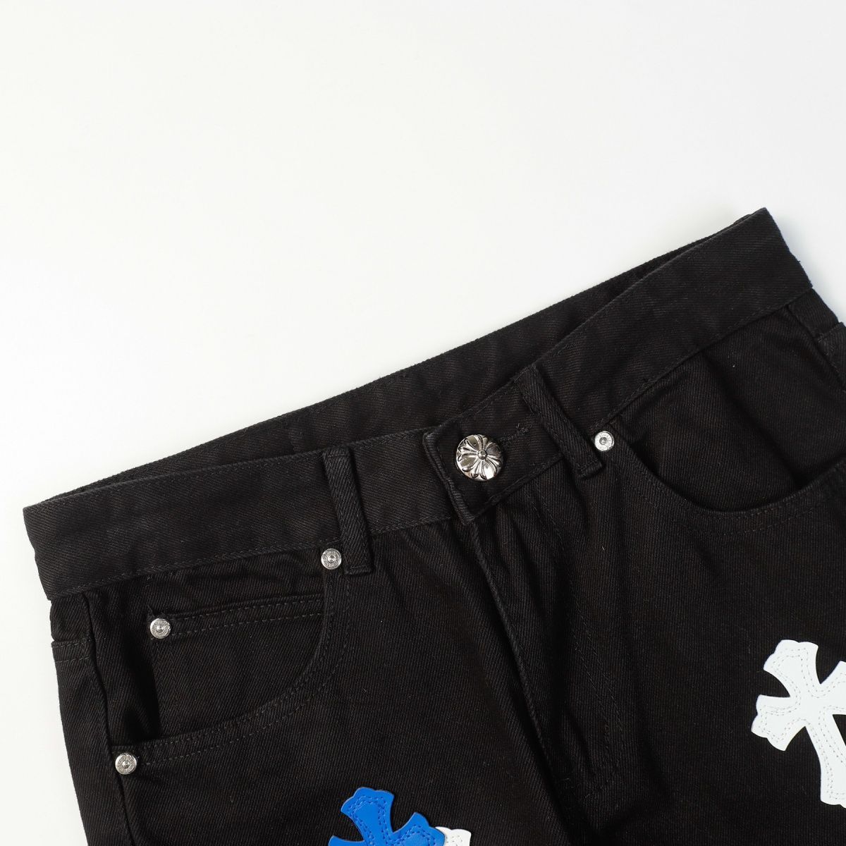 【CHROME HEARTS 公式旗艦店】クロムハーツ ジーパン、ご好評に付き再入荷！