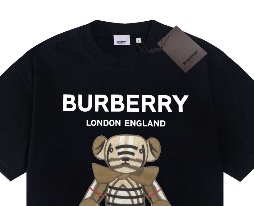 【BURBERRY旗艦店】バーバリー 半袖Tシャツ ご好評に付き再入荷！