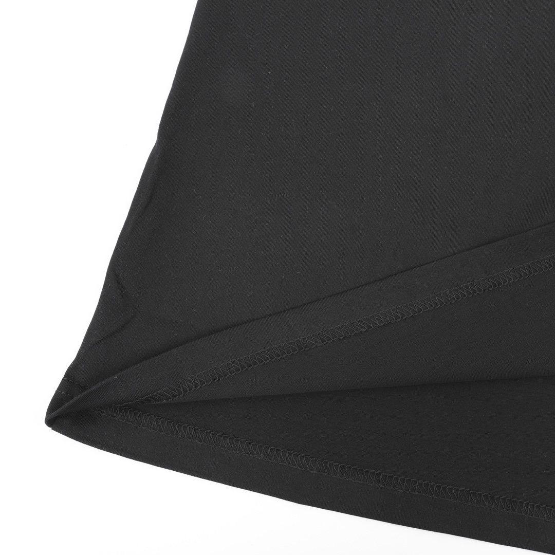 【CELINE 公式旗艦店】セリーヌ Tシャツ ご好評に付き再入荷！