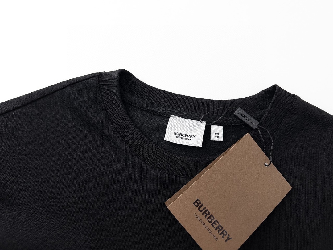 【BURBERRY旗艦店】バーバリー 半袖Tシャツ ご好評に付き再入荷！