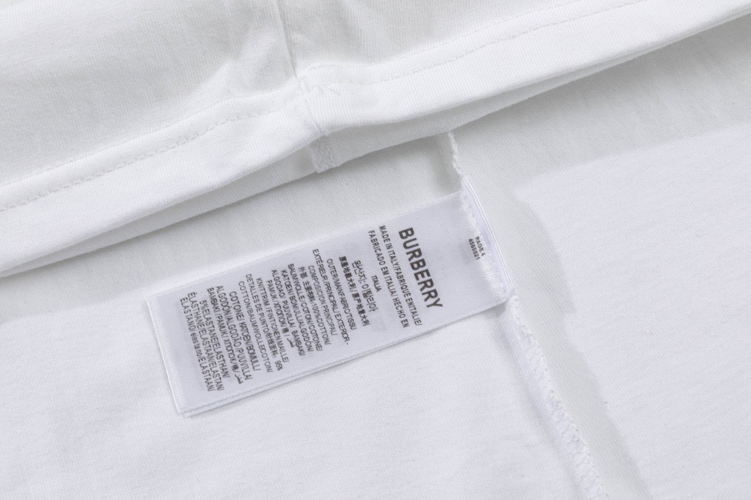 【BURBERRY旗艦店】バーバリー 半袖Tシャツ ご好評に付き再入荷！