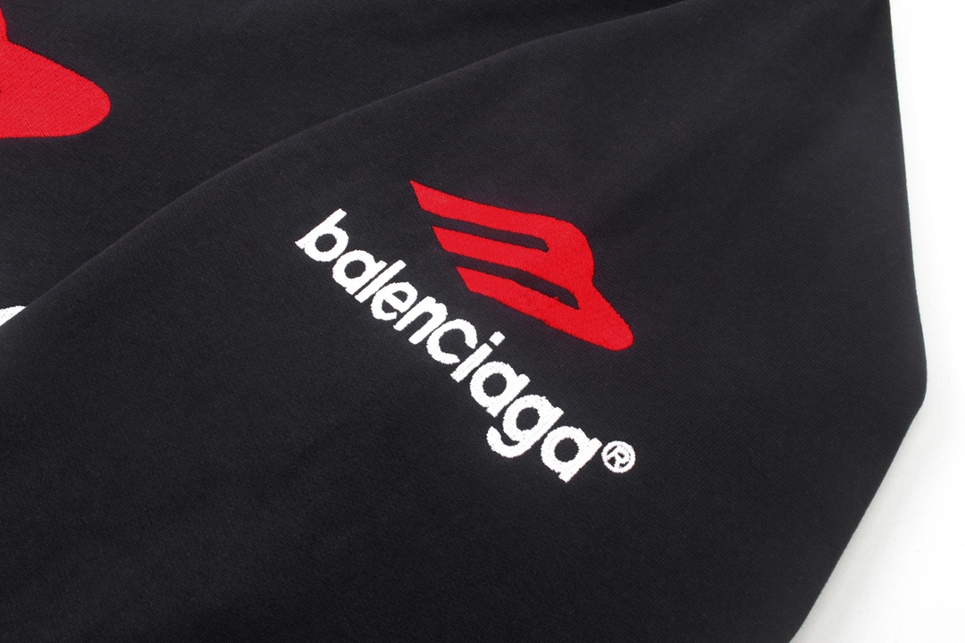 【BALENCIAGA】バレンシアガ 長袖 男女兼用、ご好評に付き再入荷！