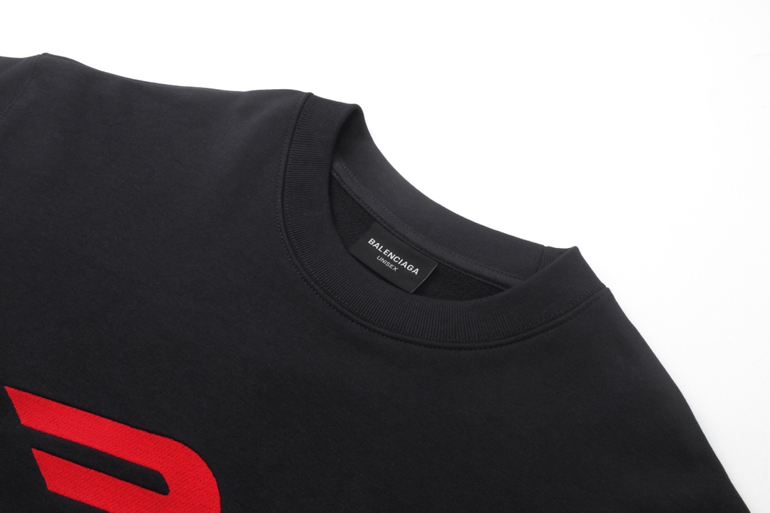 【BALENCIAGA】バレンシアガ 長袖 男女兼用、ご好評に付き再入荷！