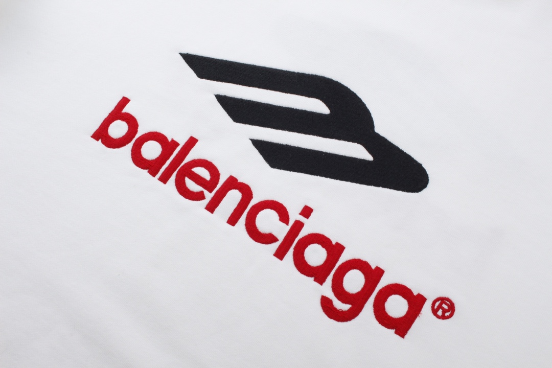 【BALENCIAGA】バレンシアガ 長袖 男女兼用、ご好評に付き再入荷！